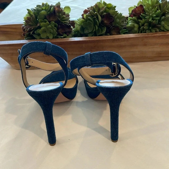 Veronica Beard Darcelle Ankle Strap Stiletto Sandal Mountain Blue‎ Denim 10 NWT - Picture 5 of 7